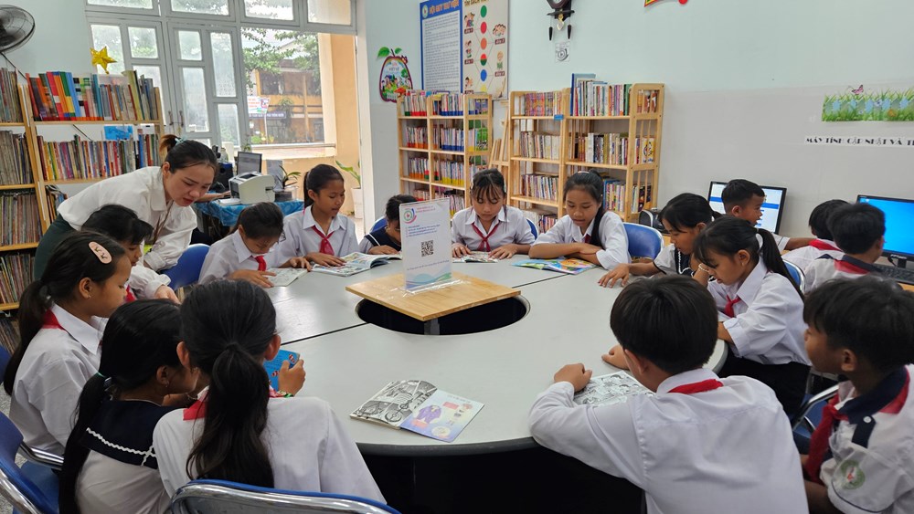 Khơi dậy tình yêu sách nơi rẻo cao Ba Lế - ảnh 1