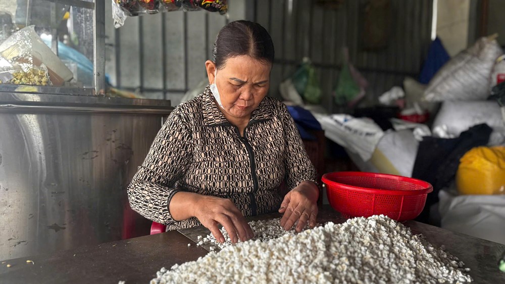 Giữ lửa làng bánh nổ xứ Quảng mỗi độ Tết đến, Xuân về - ảnh 3