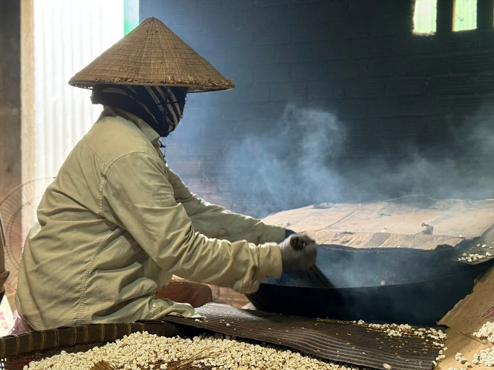 Giữ lửa làng bánh nổ xứ Quảng mỗi độ Tết đến, Xuân về - ảnh 1