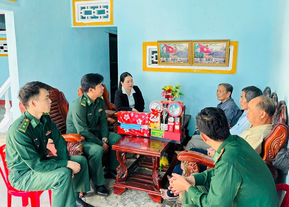 Xuân ấm từ những mái nhà nghĩa tình nơi đầu sóng - ảnh 3