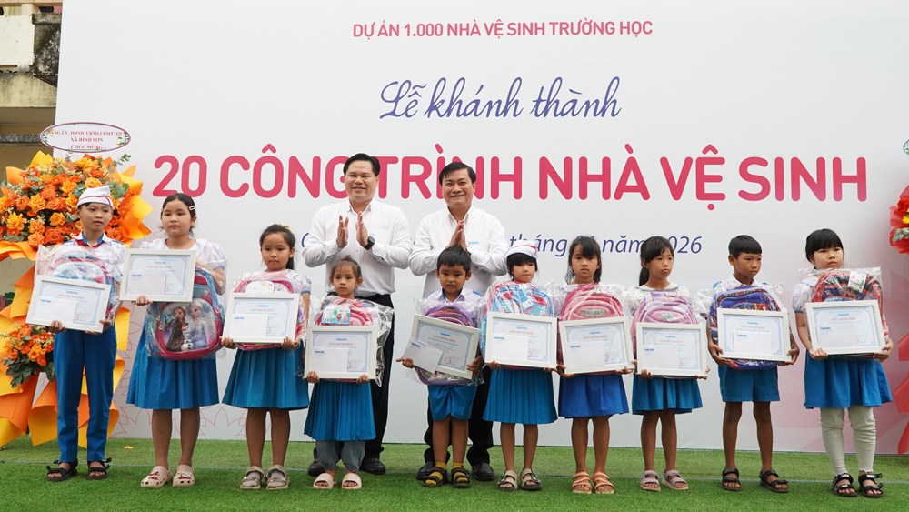 Đầu tư 20 công trình vệ sinh trường học, nâng cao chất lượng môi trường giáo dục - ảnh 2