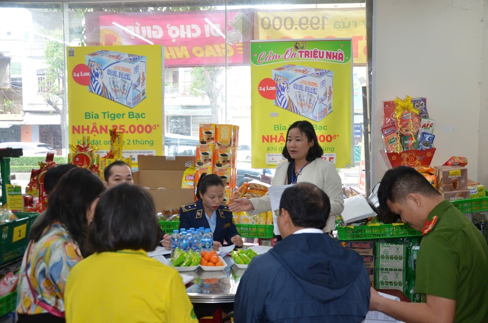 Quảng Ngãi “siết” chuỗi cung ứng thực phẩm, chặn hàng kém chất lượng dịp Tết - ảnh 3