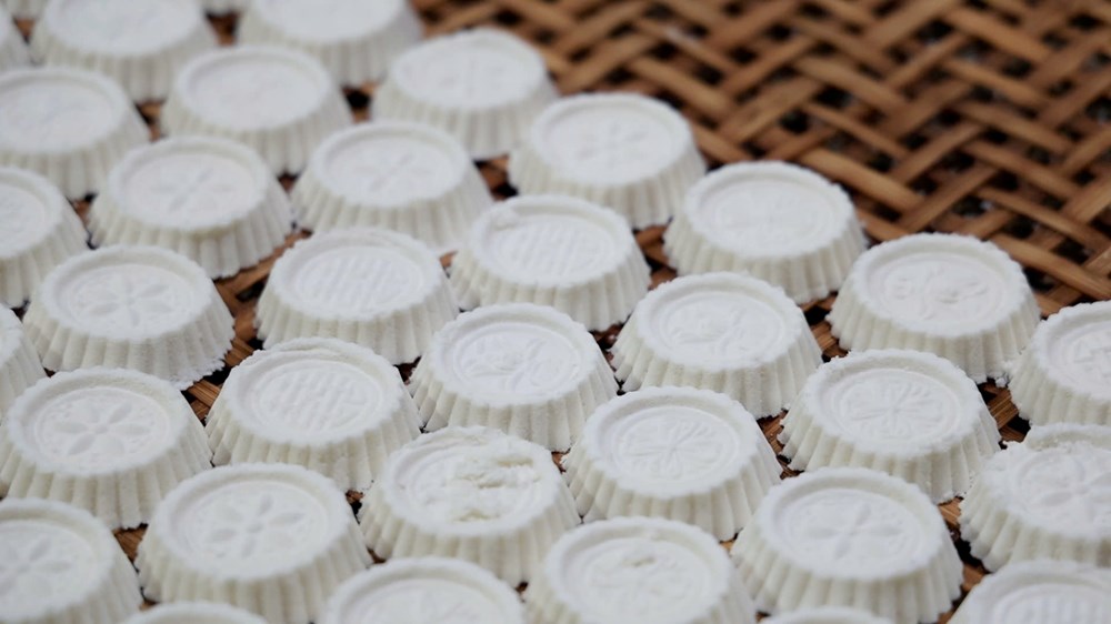 Bánh in truyền thống Thu Xà “vào mùa”, sản lượng tăng gấp 15 lần dịp Tết - ảnh 4