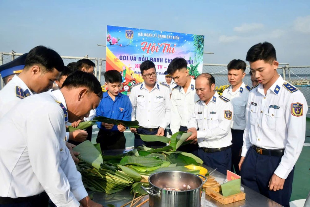 Khi mùa Xuân ở lại với những người lính biển - ảnh 3