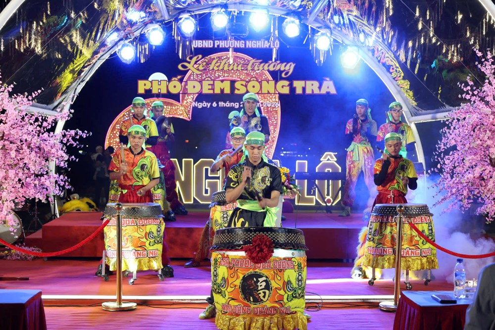 Phố đêm Sông Trà chính thức vận hành, tạo điểm nhấn cho kinh tế đô thị Quảng Ngãi - ảnh 3