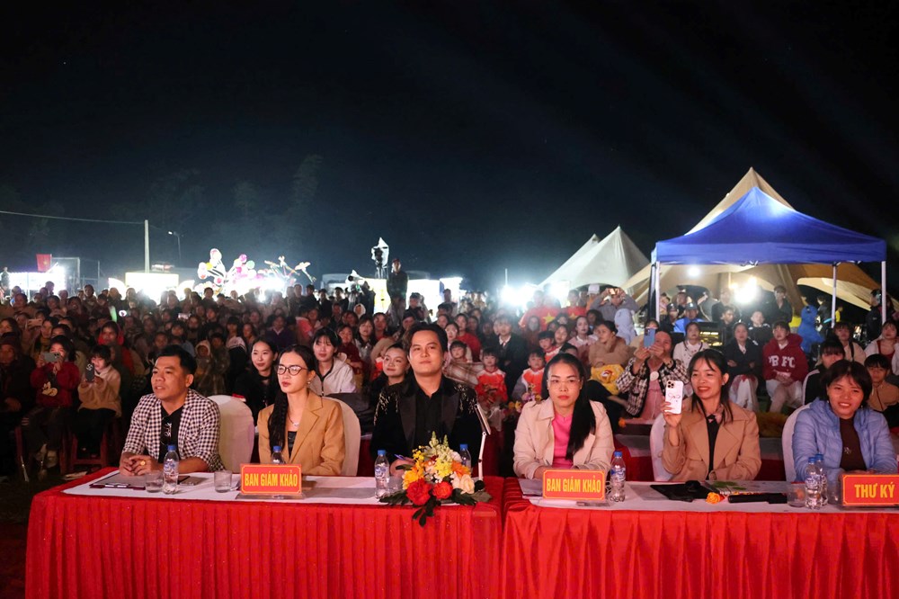 Rộn ràng Hội thi văn nghệ “Xuân quê hương – xã Đặng Thùy Trâm đổi mới và phát triển” - ảnh 8