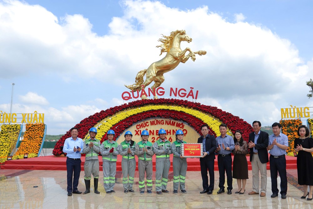 Quyết tâm giữ Công viên Ba Tơ xanh – sạch – đẹp dịp Tết - ảnh 1