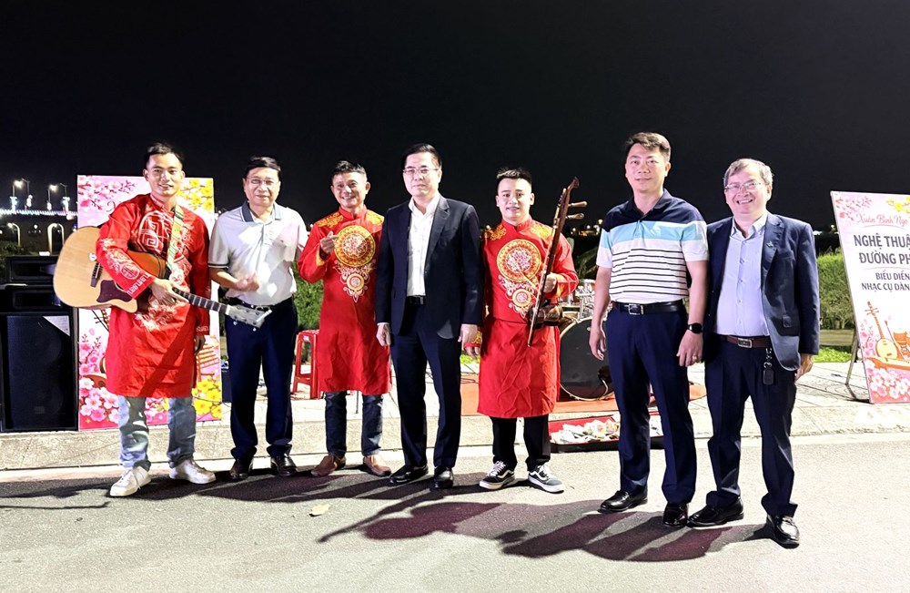 Phố đêm Sông Trà – Điểm hẹn mới du lịch đêm ở Quảng Ngãi - ảnh 1