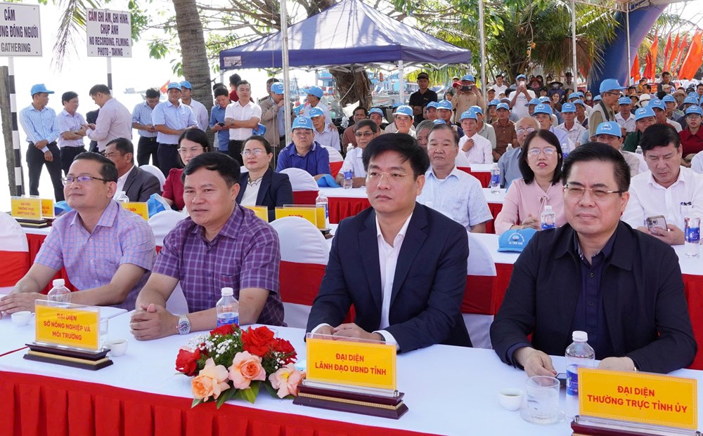 Mở biển đầu Xuân, Tịnh Khê gửi trọn niềm tin vào mùa cá bội thu - ảnh 1