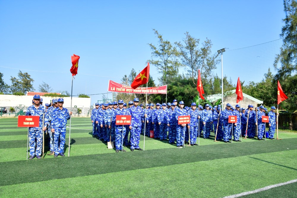 Vùng Cảnh sát biển 2 trồng cây đầu Xuân, quyết tâm hoàn thành nhiệm vụ 2026 - ảnh 1