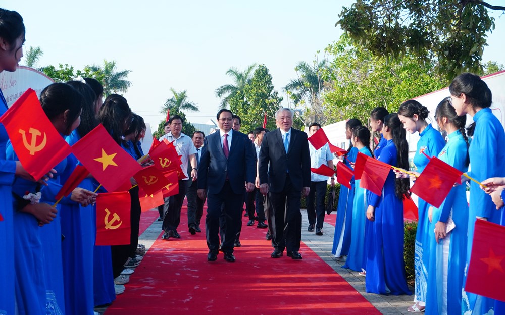 Thủ tướng Phạm Minh Chính dự lễ kỷ niệm 120 năm Ngày sinh Thủ tướng Phạm Văn Đồng - ảnh 1