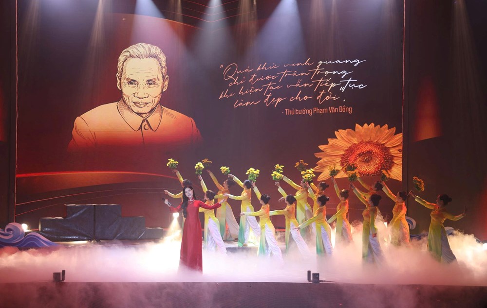 Chương trình chính luận nghệ thuật khắc họa trọn đời phụng sự của Thủ tướng Phạm Văn Đồng - ảnh 2
