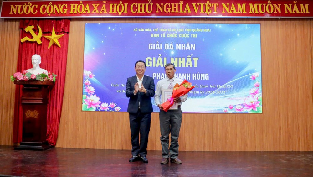 Quảng Ngãi tổng kết và trao giải Cuộc thi trực tuyến tìm hiểu về bầu cử - ảnh 4