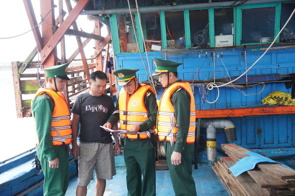 Siết chặt quản lý tàu cá, quyết tâm gỡ “thẻ vàng” IUU - ảnh 1