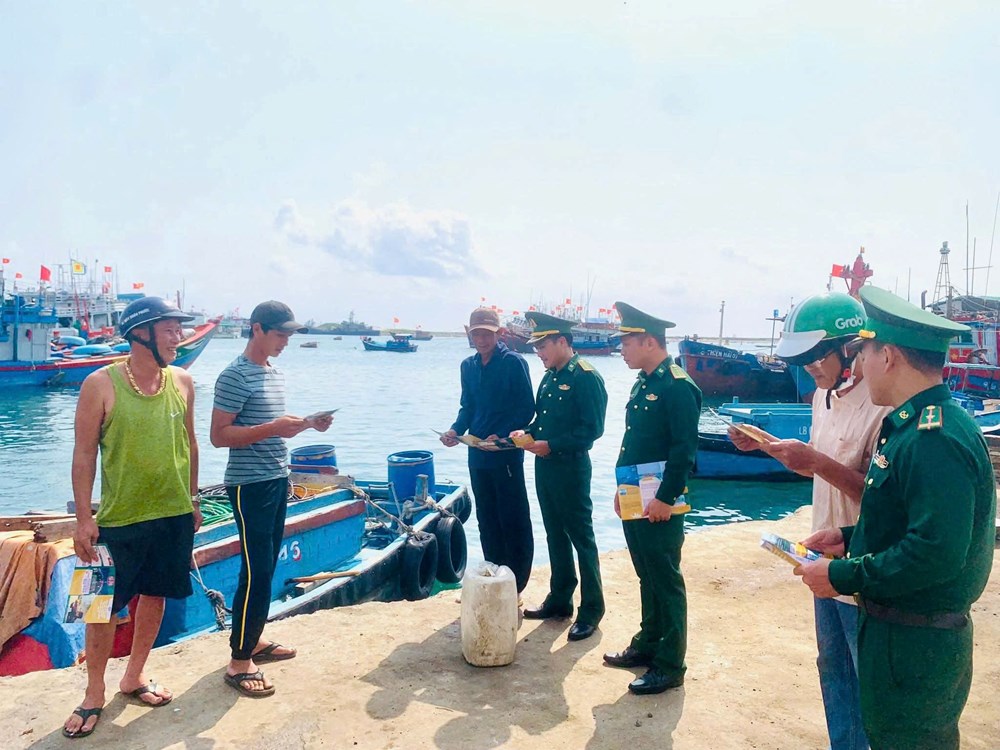 Ngư dân gác chuyến biển, chờ ngày thực hiện quyền công dân - ảnh 5