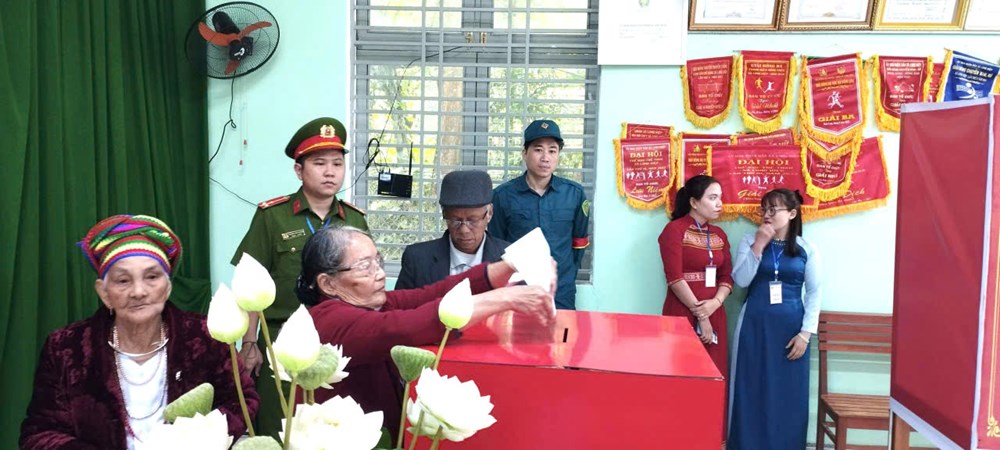 Quảng Ngãi rộn ràng trong Ngày hội lớn - ảnh 4