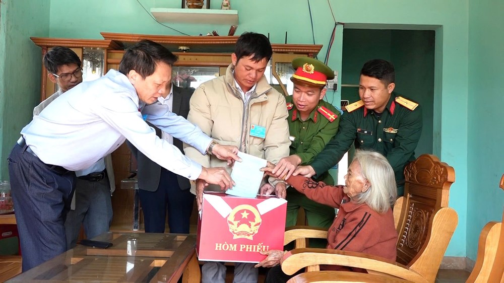 Quảng Ngãi rộn ràng trong Ngày hội lớn - ảnh 6