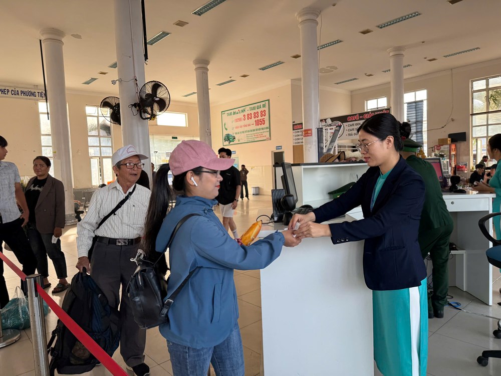 Giá vé tàu Sa Kỳ – Lý Sơn điều chỉnh theo tín hiệu thị trường, hướng tới cân bằng lợi ích - ảnh 1