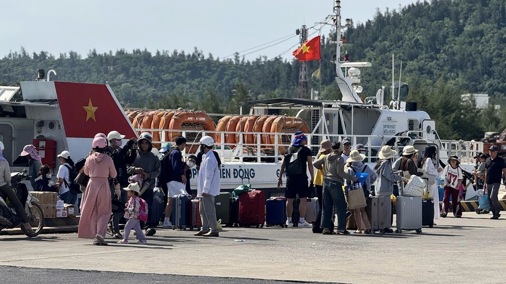 Hai cảng biển đạt chuẩn quốc tế, mở rộng “cánh cửa” du lịch biển đảo - ảnh 3