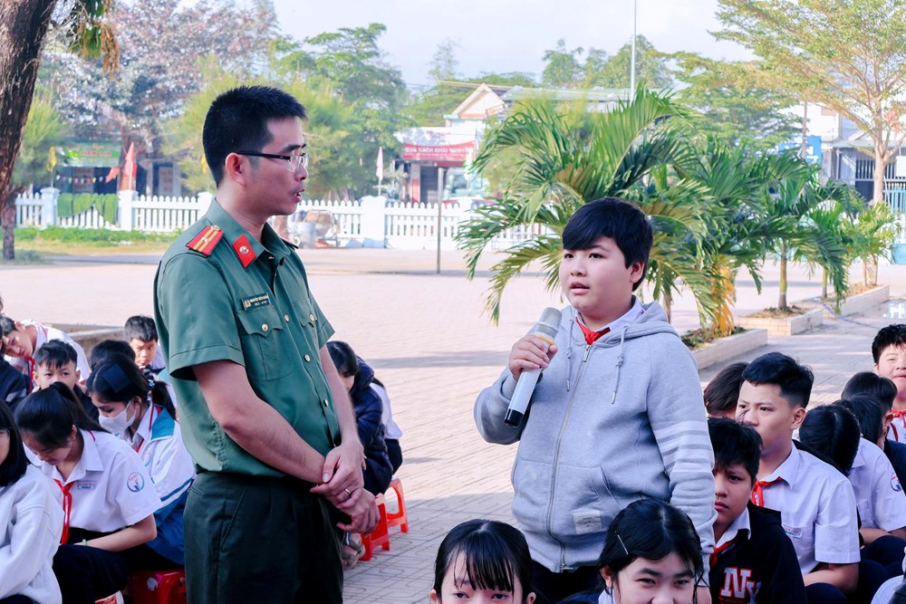 Khi lòng tốt cần một “lá chắn” tỉnh táo - ảnh 3