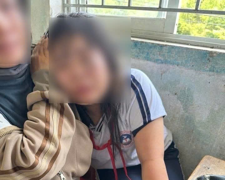 Mâu thuẫn từ em gái, anh trai rủ bạn chặn đường đánh nữ sinh lớp 7 nhập viện - ảnh 1