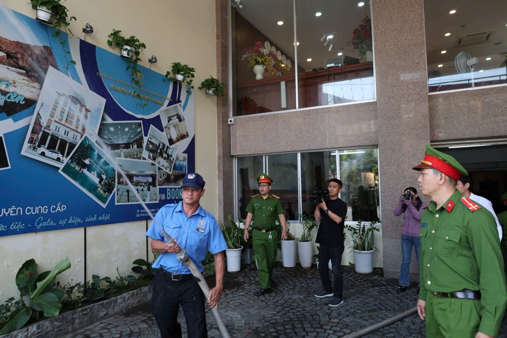 Quảng Ngãi tăng cường phòng cháy tại cơ sở lưu trú mùa du lịch - ảnh 2