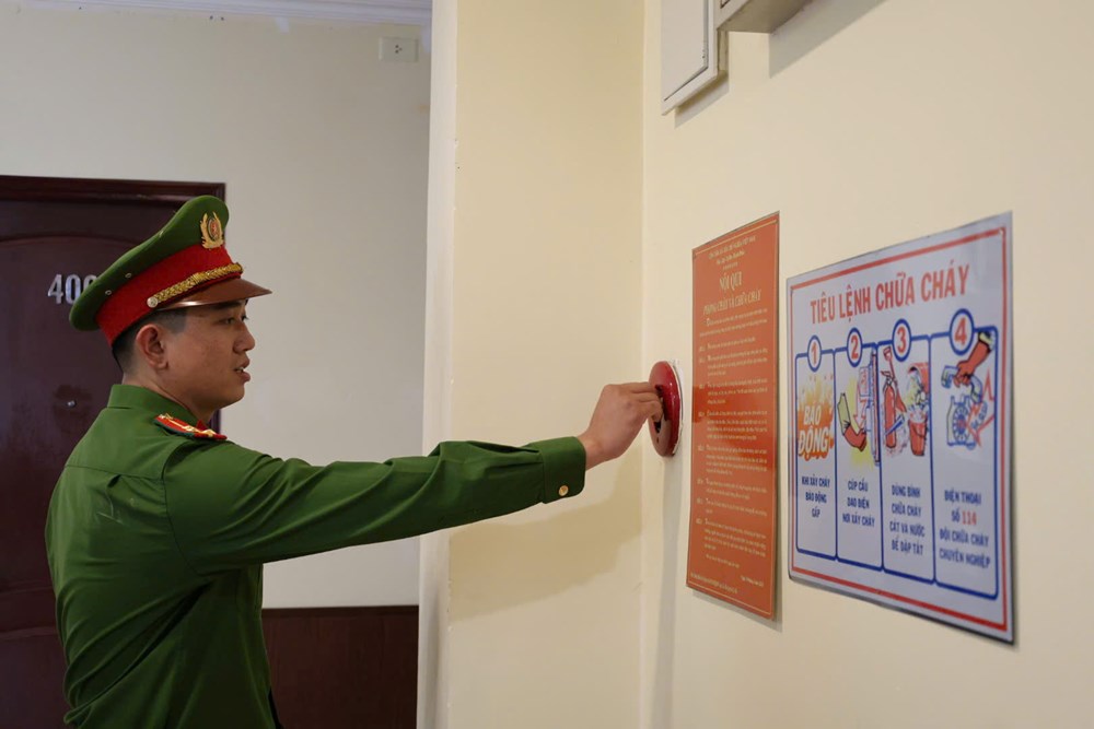 Quảng Ngãi tăng cường phòng cháy tại cơ sở lưu trú mùa du lịch - ảnh 5