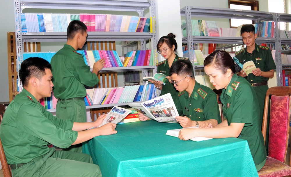 Bộ đội Biên phòng Quảng Ngãi hưởng ứng Ngày Sách và Văn hóa đọc Việt Nam - ảnh 2