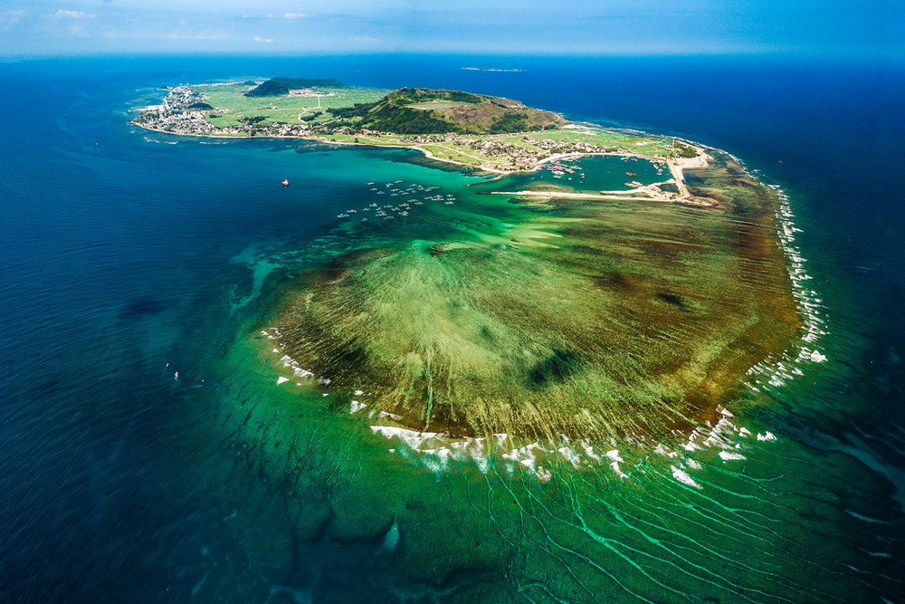 Hành trình chạm tới thiên đường biển đảo Lý Sơn - ảnh 1