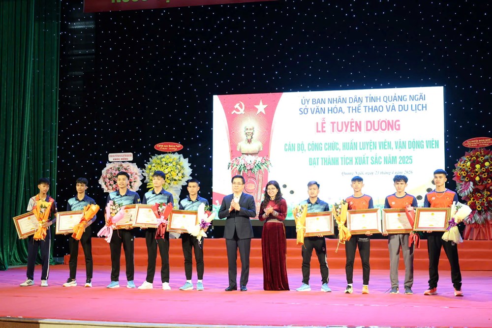 Quảng Ngãi tuyên dương hàng trăm cá nhân tiêu biểu lĩnh vực thể thao - ảnh 3