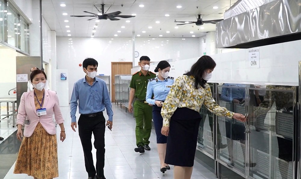 Ngăn ngừa ngộ độc thực phẩm bắt đầu từ những bếp ăn tập thể - ảnh 3