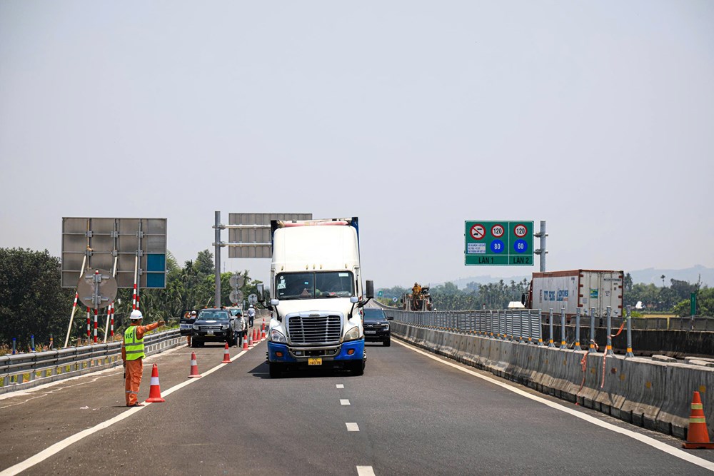 Thông xe cao tốc Quảng Ngãi – Hoài Nhơn, giai đoạn đầu chưa thu phí - ảnh 1