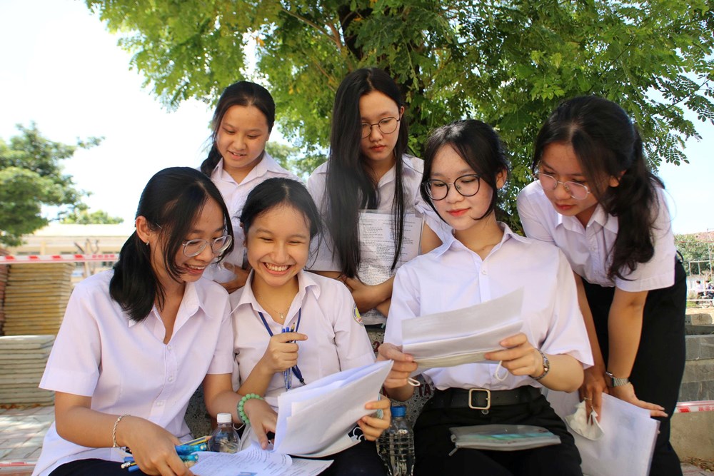 Quảng Ngãi huy động hơn 3.200 cán bộ, tổ chức 61 hội đồng thi vào lớp 10 - ảnh 3