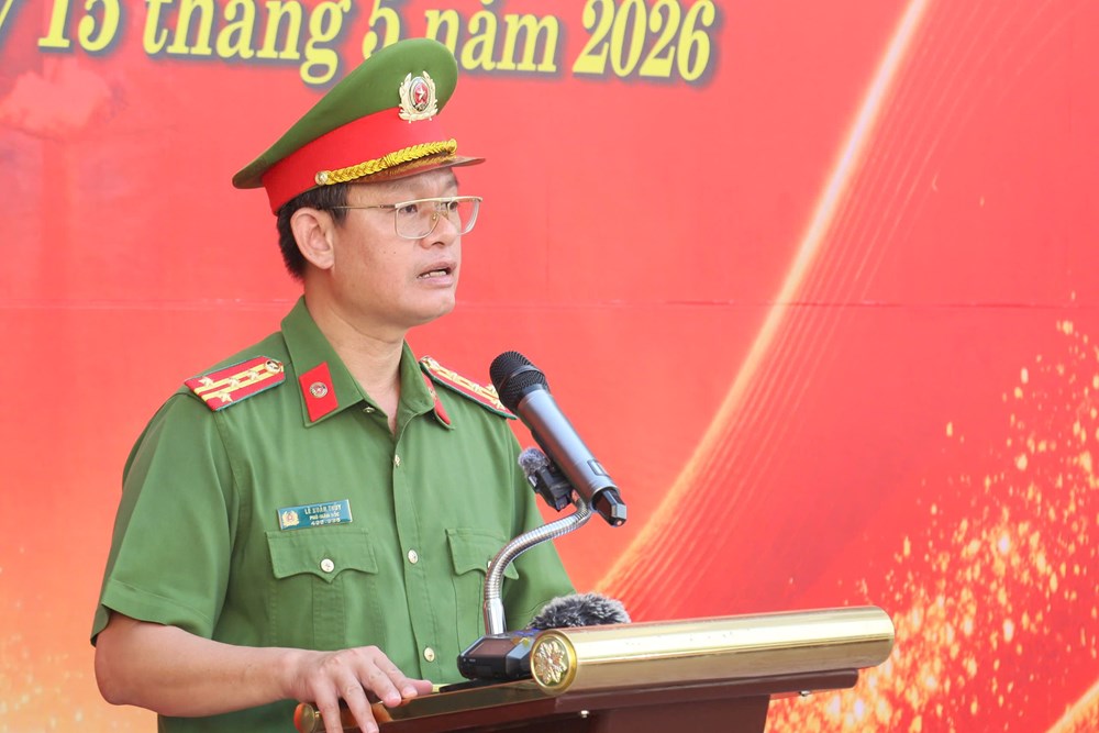 Ra quân cao điểm bảo đảm ATGT dịp hè và Năm Du lịch 2026 - ảnh 1