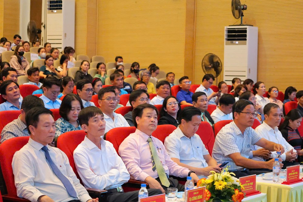 Quảng Ngãi biểu dương những điển hình lao động giỏi làm theo lời Bác - ảnh 1
