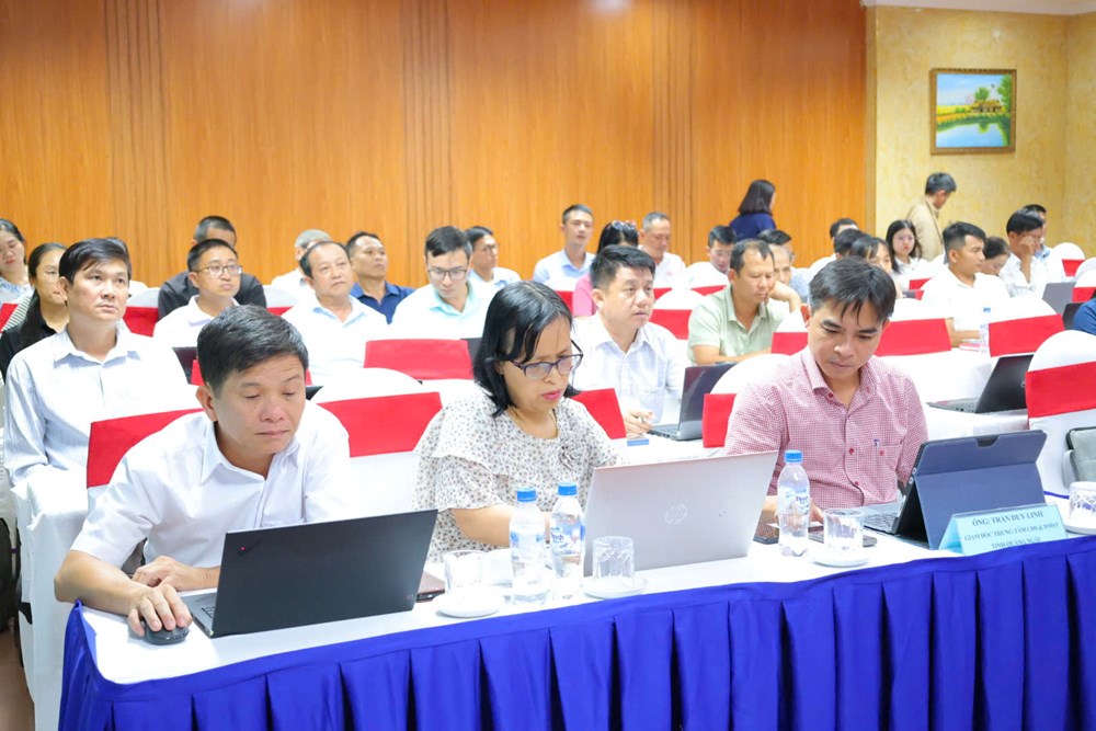 Doanh nghiệp khởi nghiệp Quảng Ngãi tiếp cận xu hướng AI và chuyển đổi số - ảnh 3