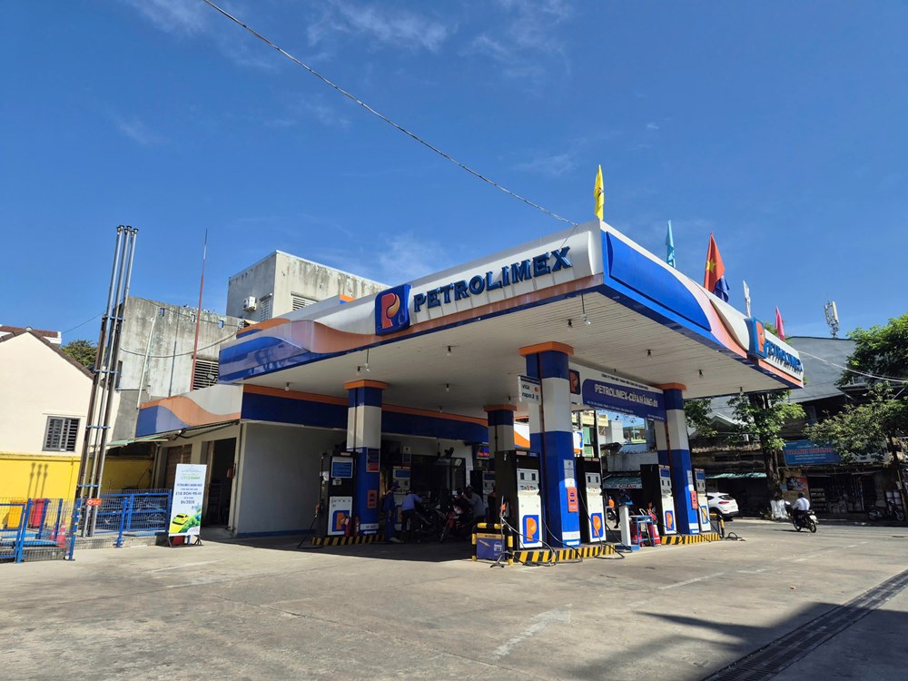Quảng Ngãi ổn định thị trường sau khi tiên phong triển khai xăng E10 - ảnh 2