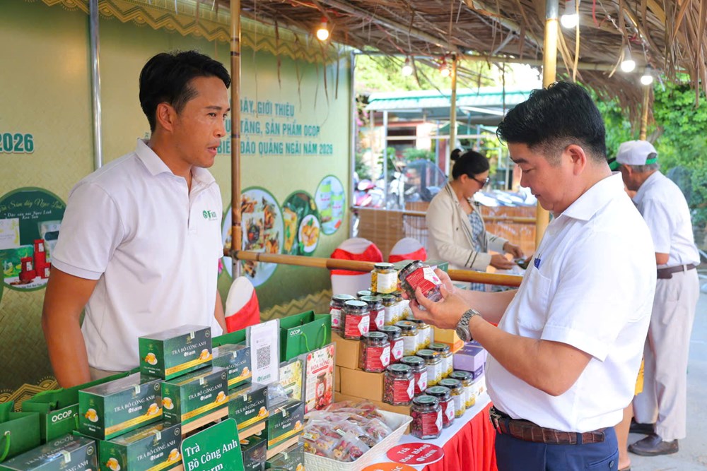 Phát triển OCOP gắn với du lịch nông thôn và chuyển đổi số  - ảnh 1