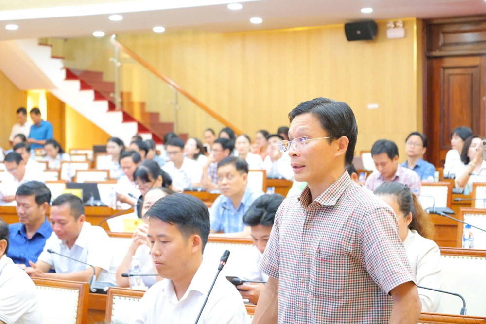 Quảng Ngãi đối thoại, gỡ khó về đất đai cho doanh nghiệp và nhà đầu tư - ảnh 5