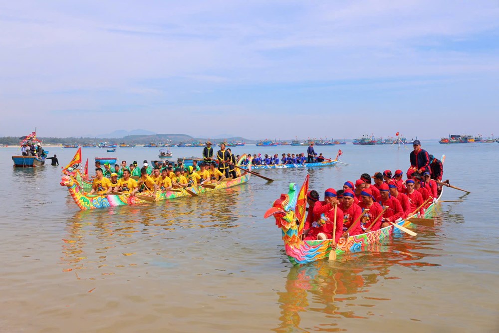 Tết Đoan Ngọ rộn ràng ngày hội đua thuyền ở xã Đông Sơn - ảnh 5