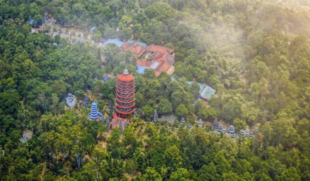 Thiên Ấn - nơi thiên nhiên, lịch sử và tâm linh hòa quyện - ảnh 4