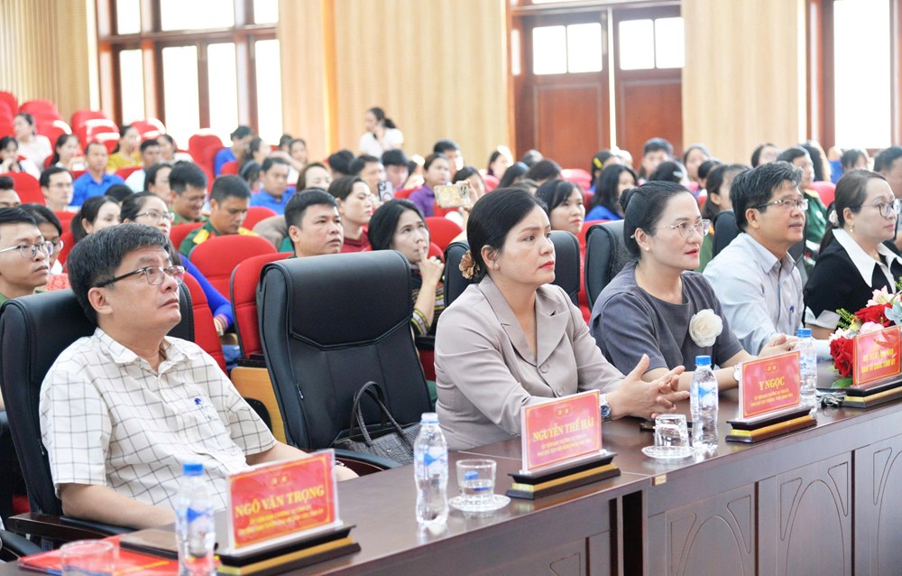 Lan tỏa tinh thần Nghị quyết Đại hội XIV qua Hội thi Báo cáo viên, Tuyên truyền viên giỏi - ảnh 1