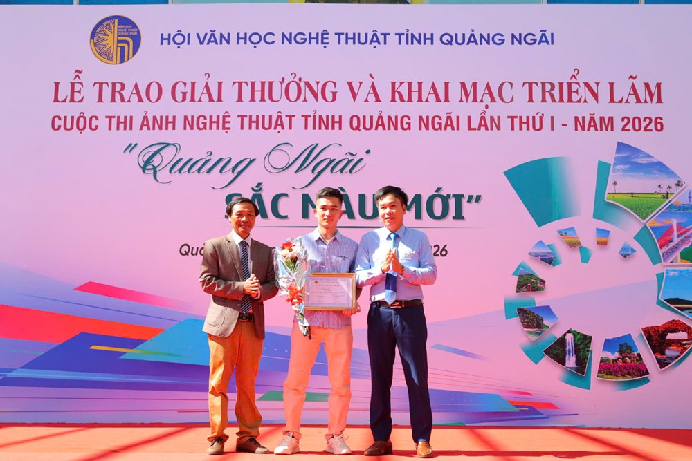 “Quảng Ngãi – Sắc màu mới”, tôn vinh những góc nhìn nghệ thuật giàu cảm xúc - ảnh 1