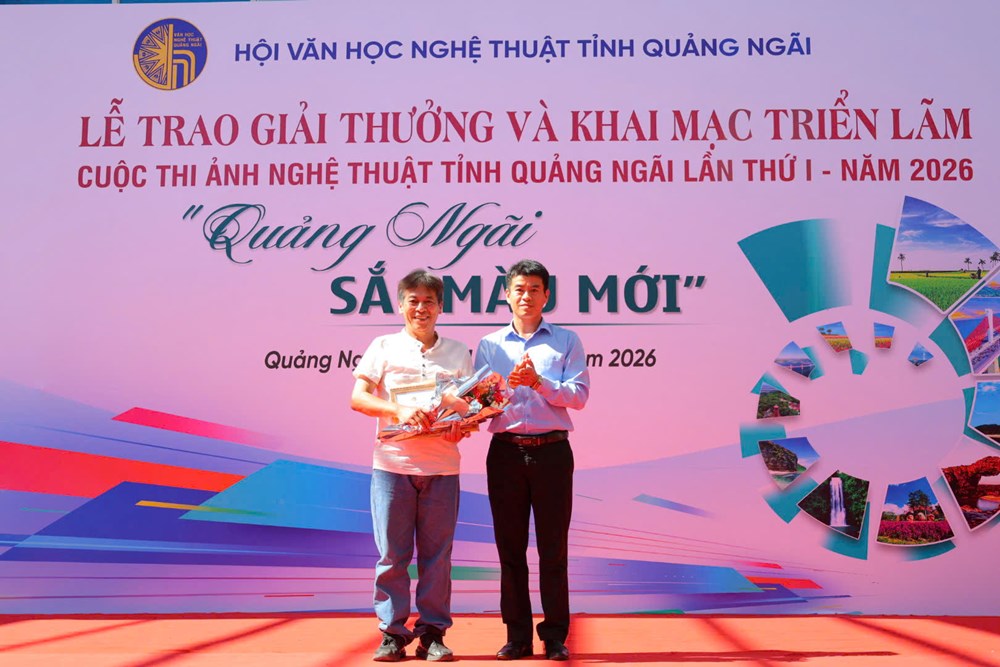 “Quảng Ngãi – Sắc màu mới”, tôn vinh những góc nhìn nghệ thuật giàu cảm xúc - ảnh 3