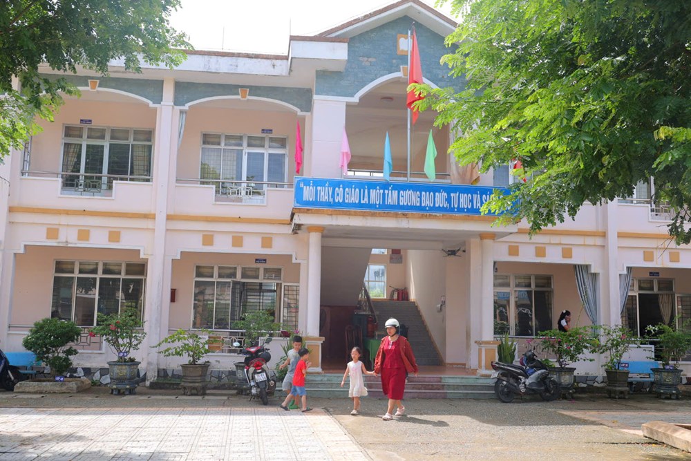 Sắp xếp trường lớp, nâng chất lượng giáo dục - ảnh 1