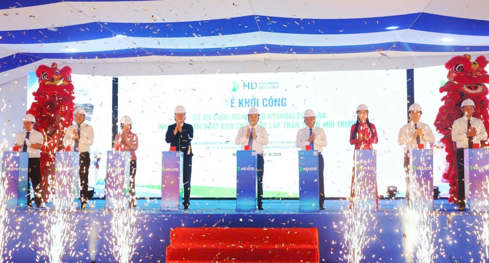 Phó Thủ tướng Thường trực Chính phủ Phạm Gia Túc dự khởi công dự án 116 triệu USD tại Dung Quất - ảnh 6