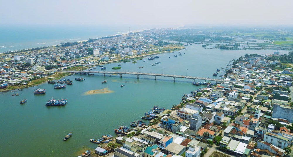 Quảng Ngãi định hình các “hạt nhân” đô thị từ điều chỉnh đơn vị hành chính - ảnh 2