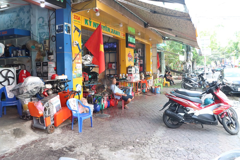  Lập lại trật tự đô thị, xây dựng nếp sống văn minh - ảnh 4
