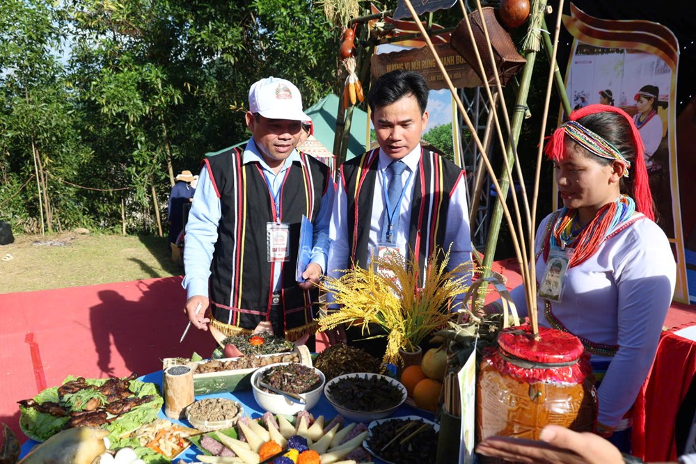 Khi mâm cơm người Co kể chuyện đại ngàn - ảnh 8