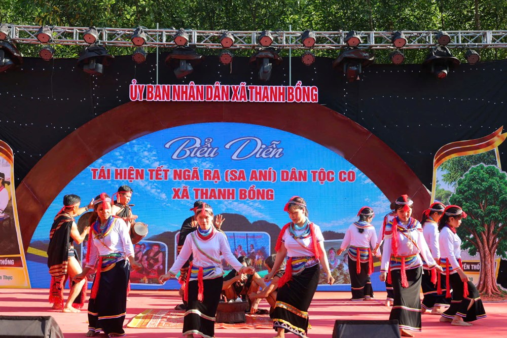 Tái hiện Tết Ngã rạ, lan tỏa giá trị di sản đồng bào Co - ảnh 3